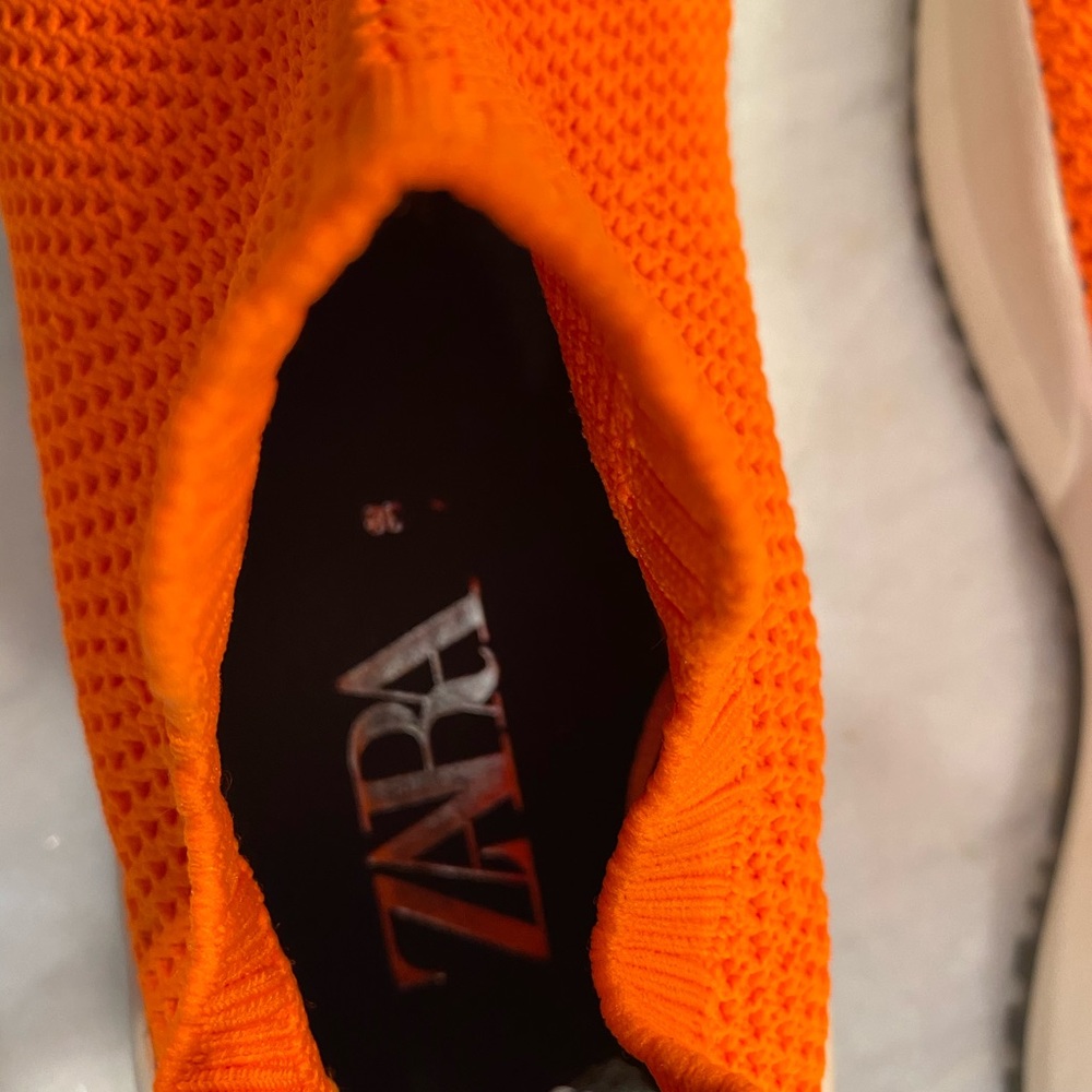 Zara sneakers, brand New, never worn - Picture 3 of 4